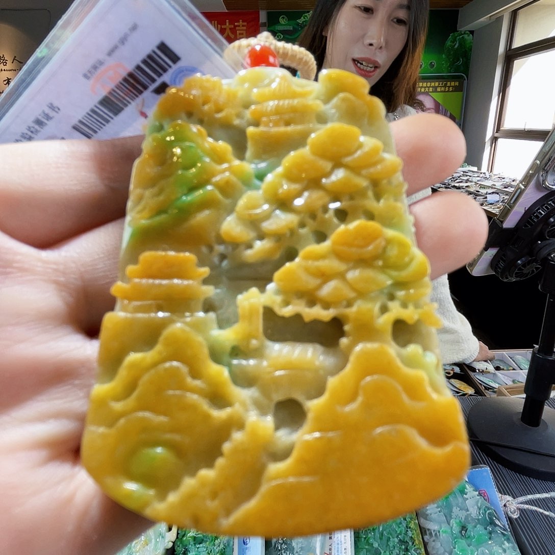 颈饰未镶嵌翡翠翡翠