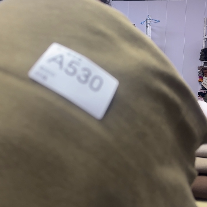 530号花纱绿牙签条蚕丝奥羊绒1米价格