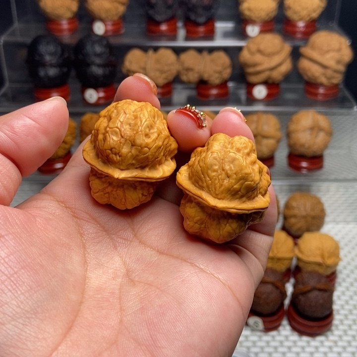 文玩核桃把件至尊妖蟾3