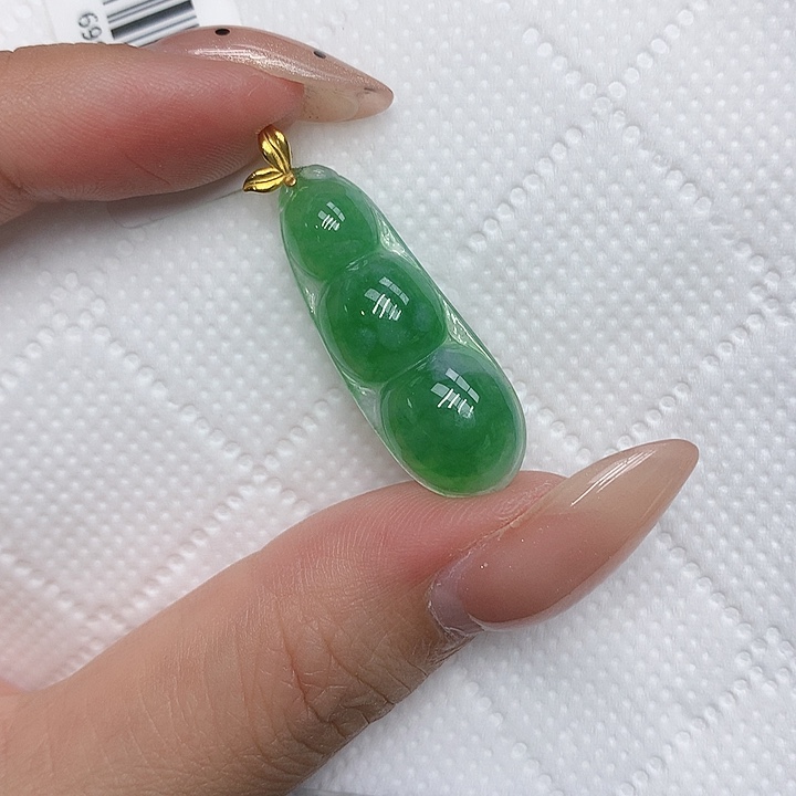 颈饰18K金镶嵌翡翠