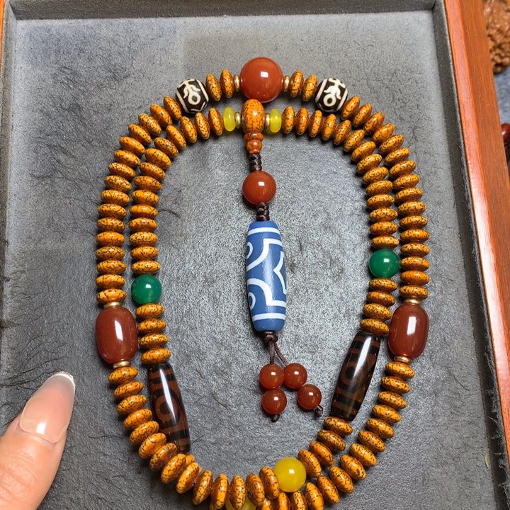 星月菩提吊坠菩提