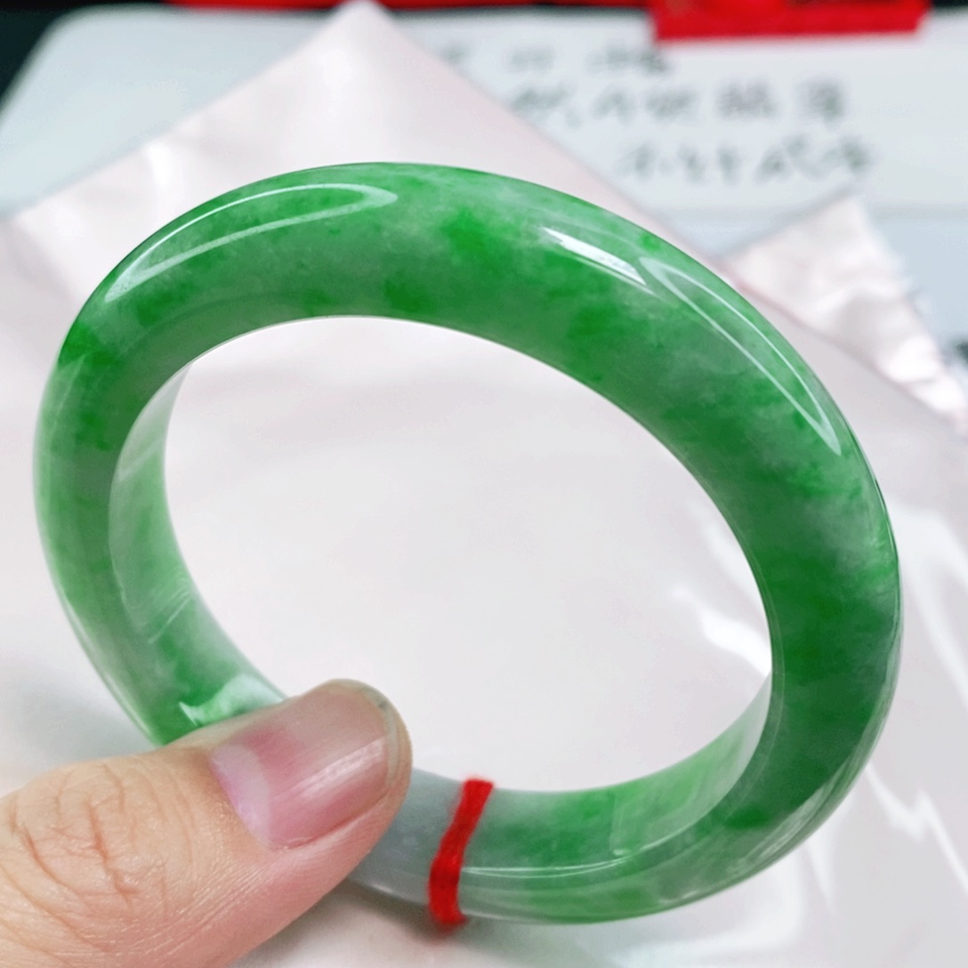 未镶嵌手镯翡翠55.8圈口毕业力推