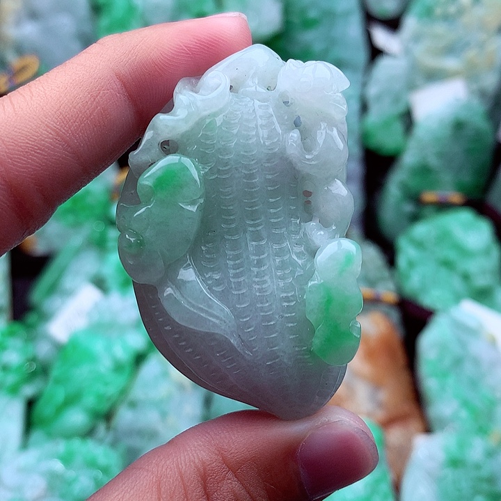 翡翠吊坠(不含链)未镶嵌