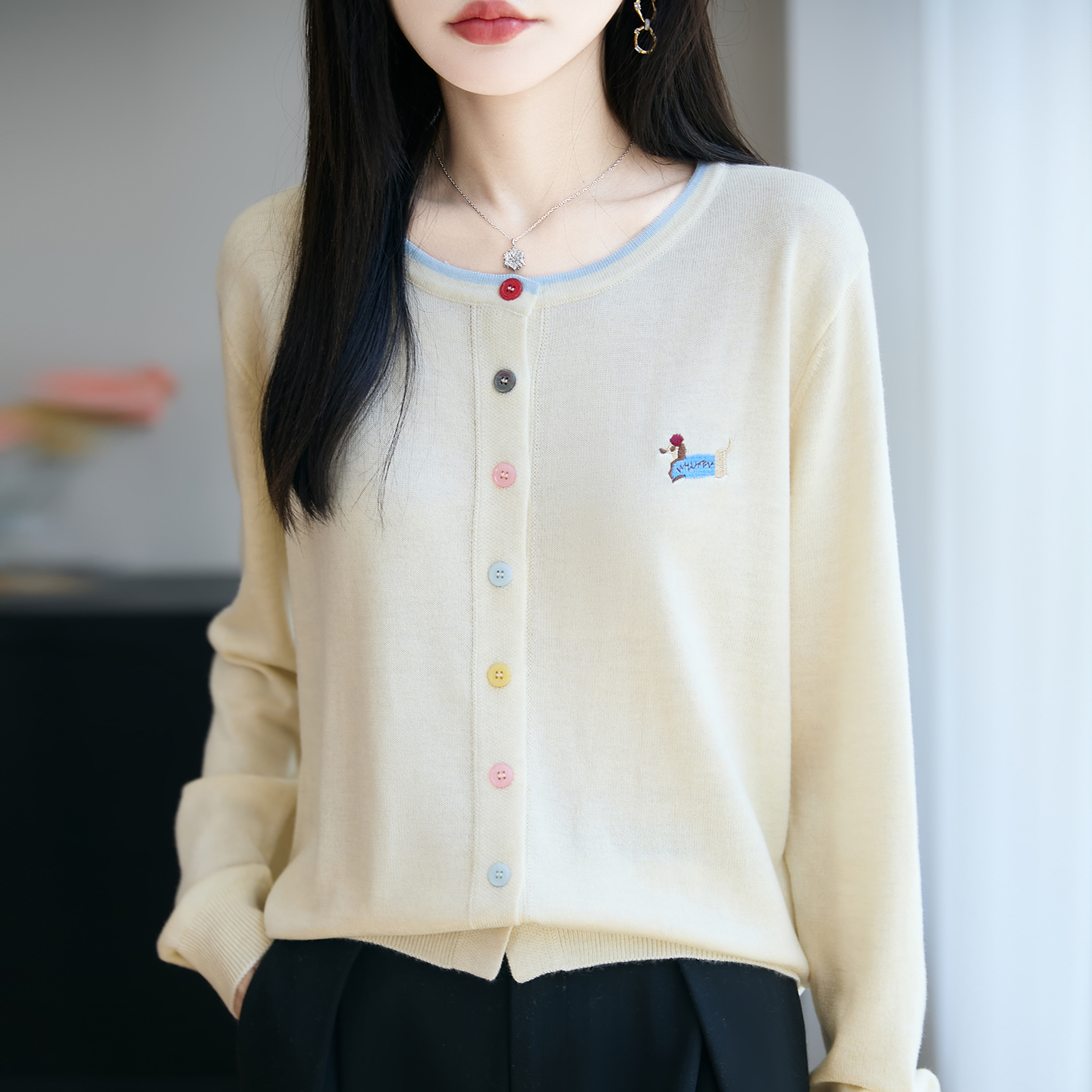 【早秋~新款】圆领刺绣精纺羊毛小香风针织开衫时尚百搭女士外套