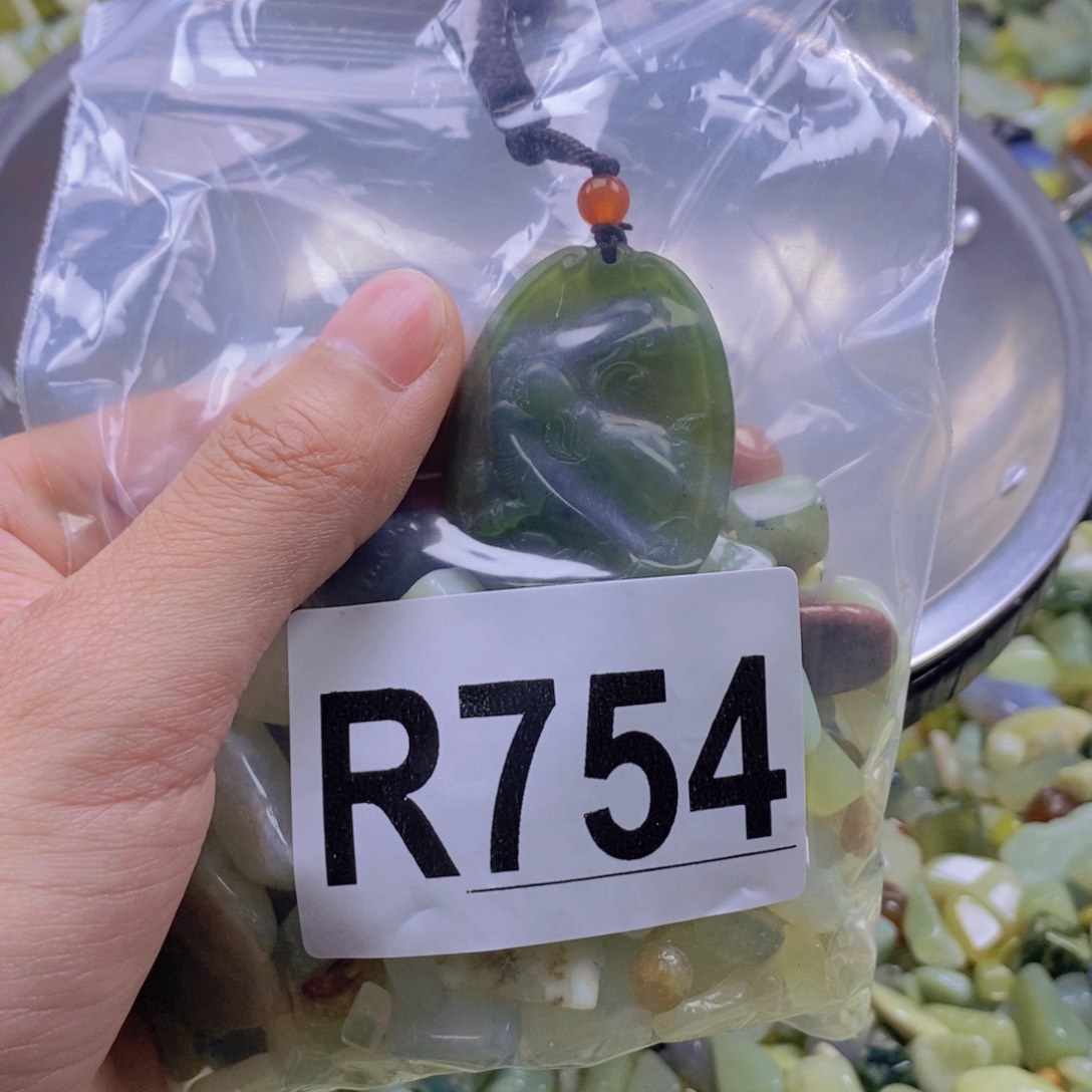 未镶嵌岫玉鱼缸石