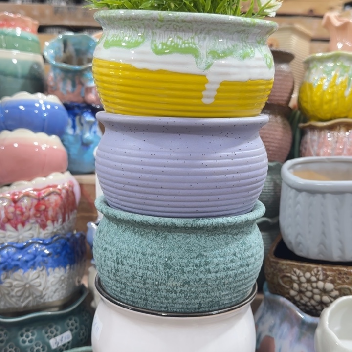 凑9块包邮，有孔，陶瓷花盆