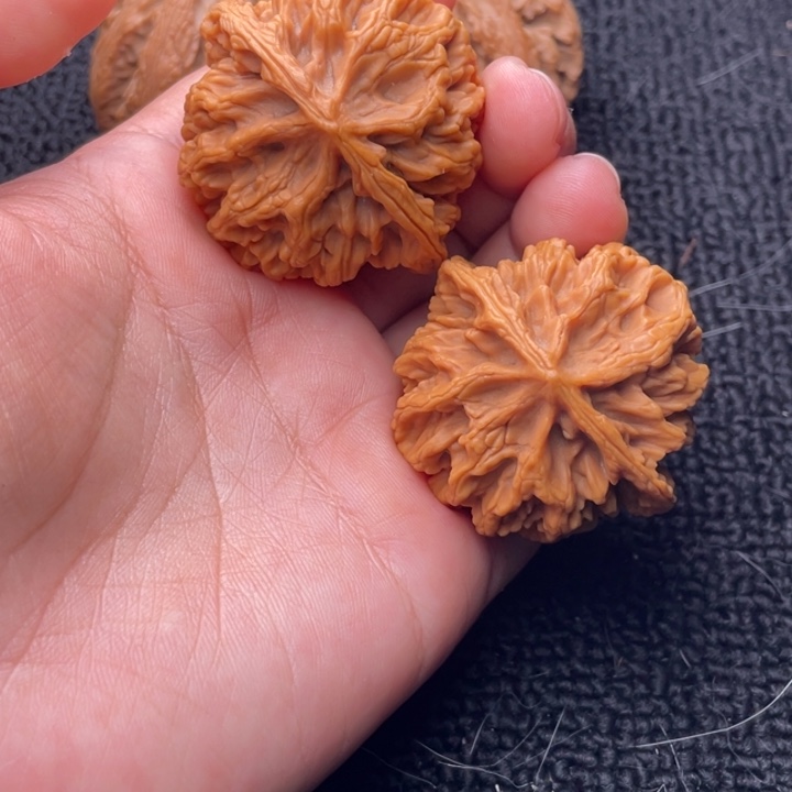 吊坠文玩核桃文玩核桃22