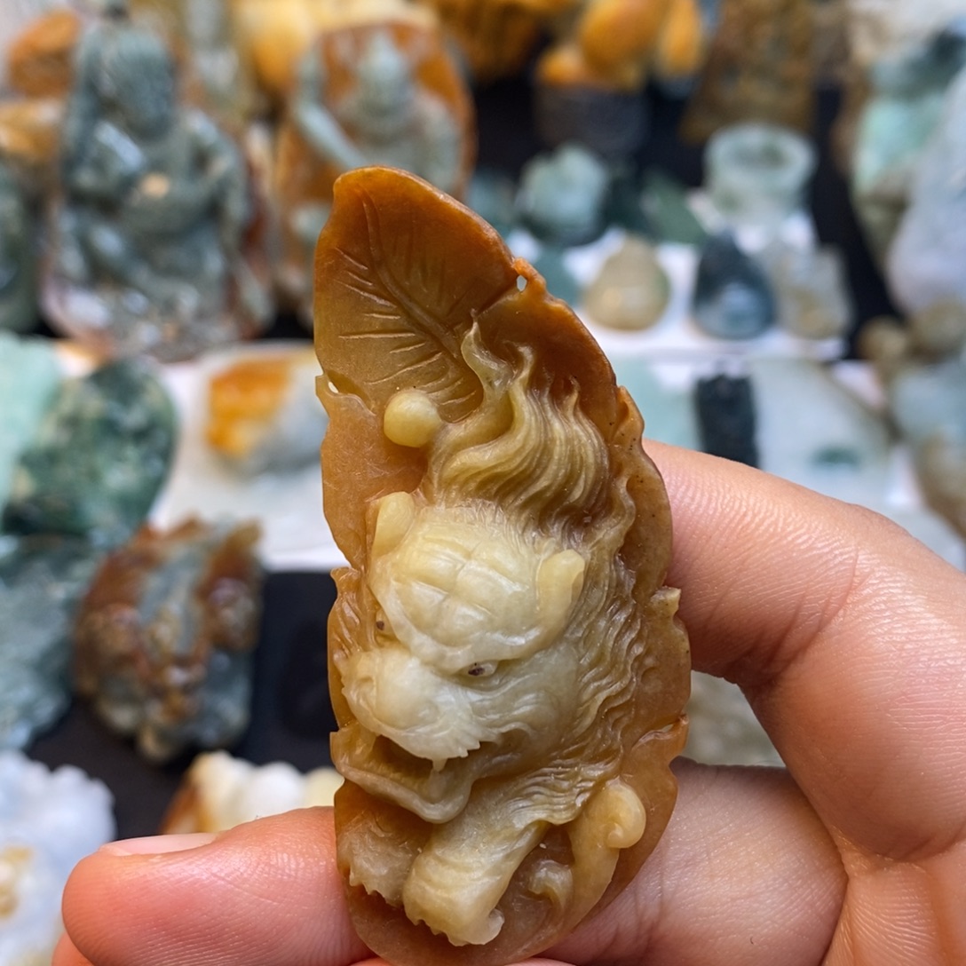 定制翡翠未镶嵌特色7