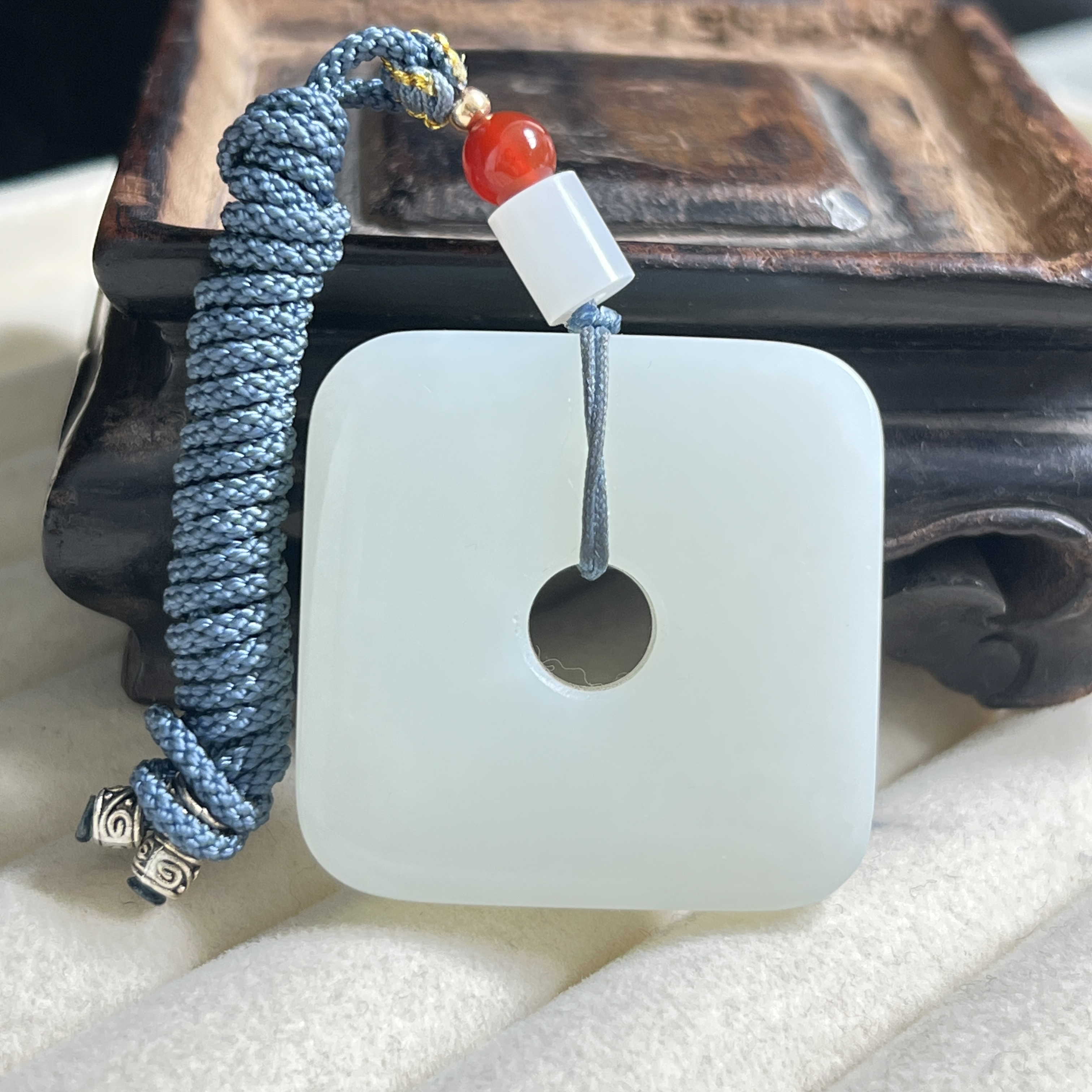 【伟伟鉴定】和田玉 俄料白玉 方扣 吊坠37/8时尚百搭饰品