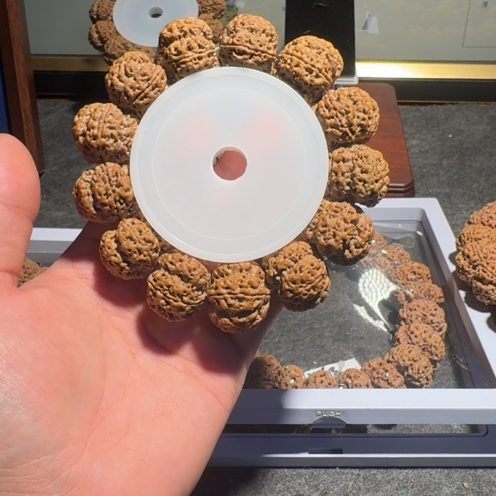 吊坠金刚菩提25的蜂王毕业货