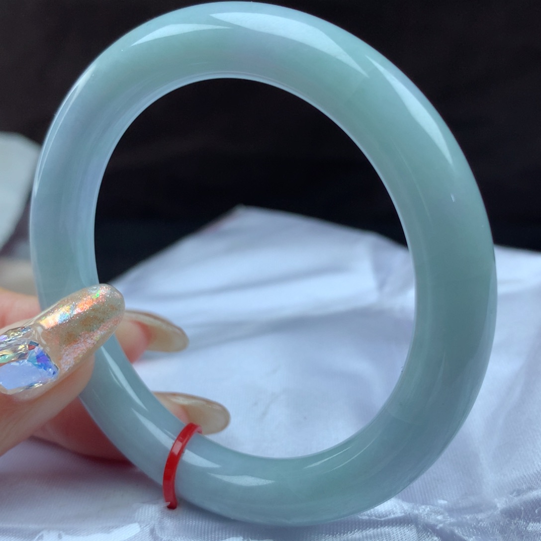 翡翠手镯（圆镯）未镶嵌95016，