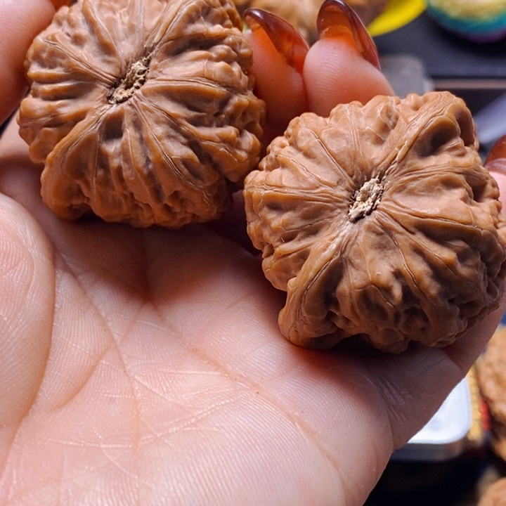 当***仔文玩核桃吊坠铁锤