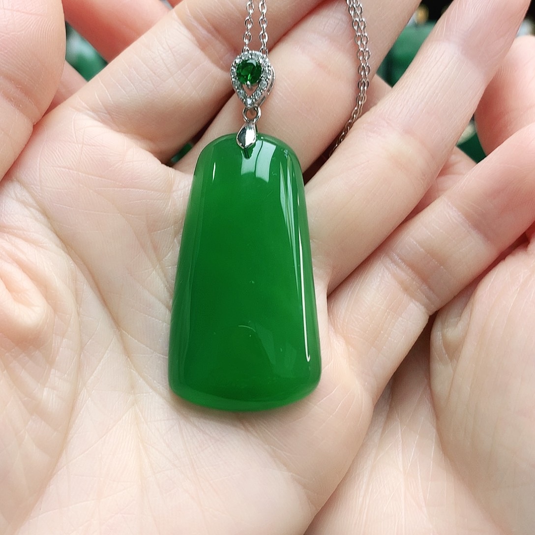 玛瑙/玉髓吊坠未镶嵌