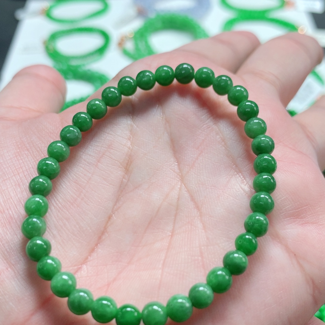 翡翠未镶嵌手链翡翠