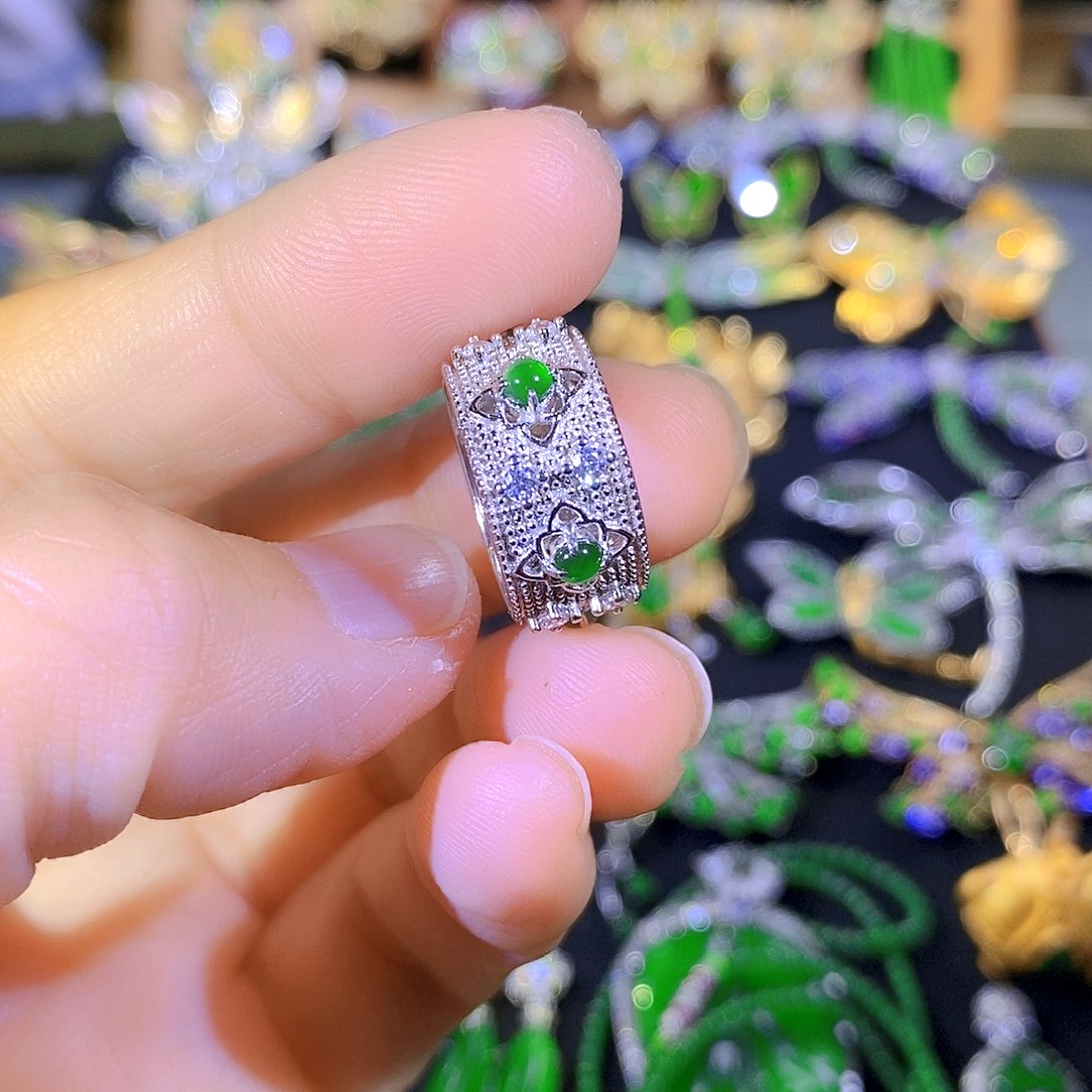 吊坠(不含链)银S925镶嵌翡翠