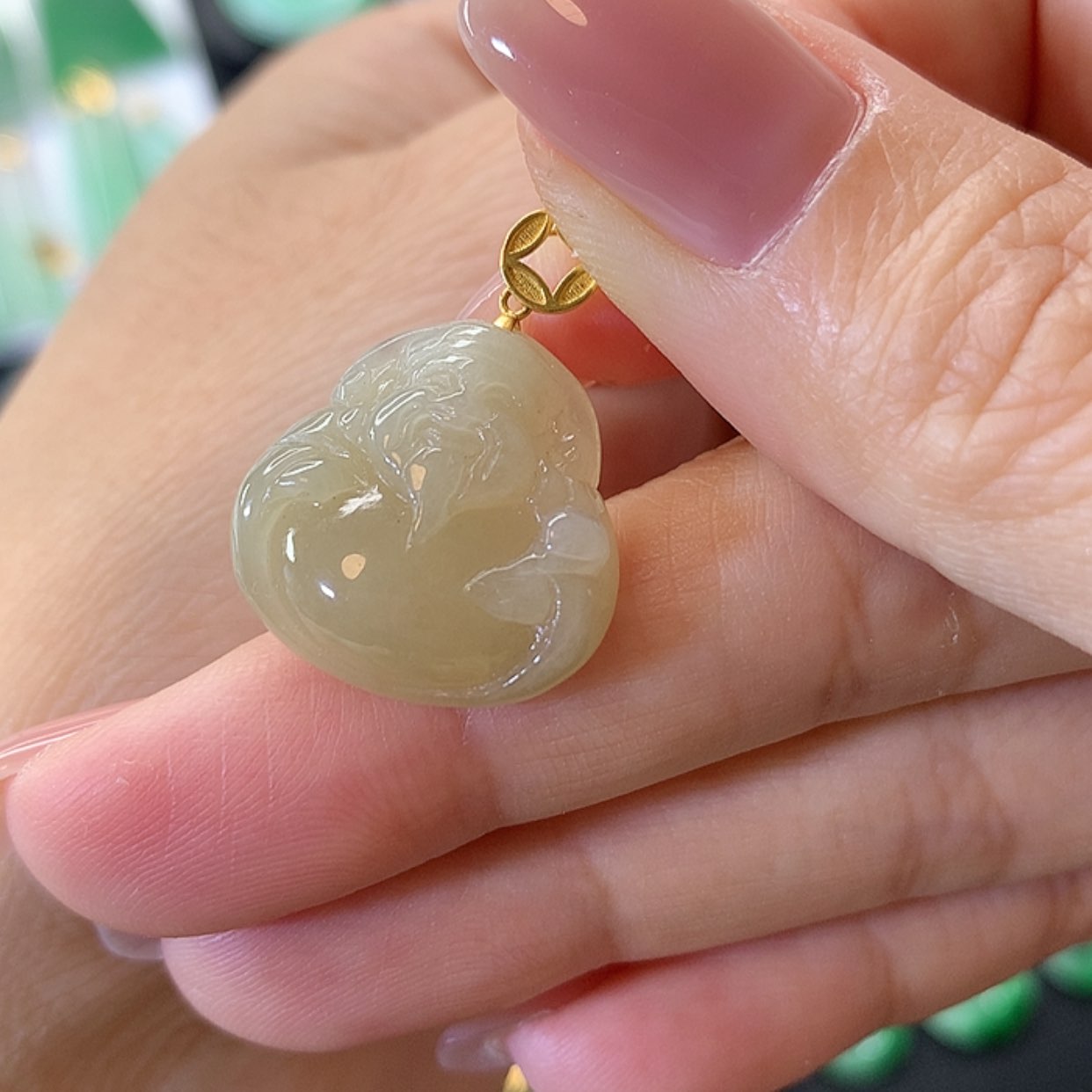 【闪购商品】翡翠吊坠(赠链)18K金镶嵌