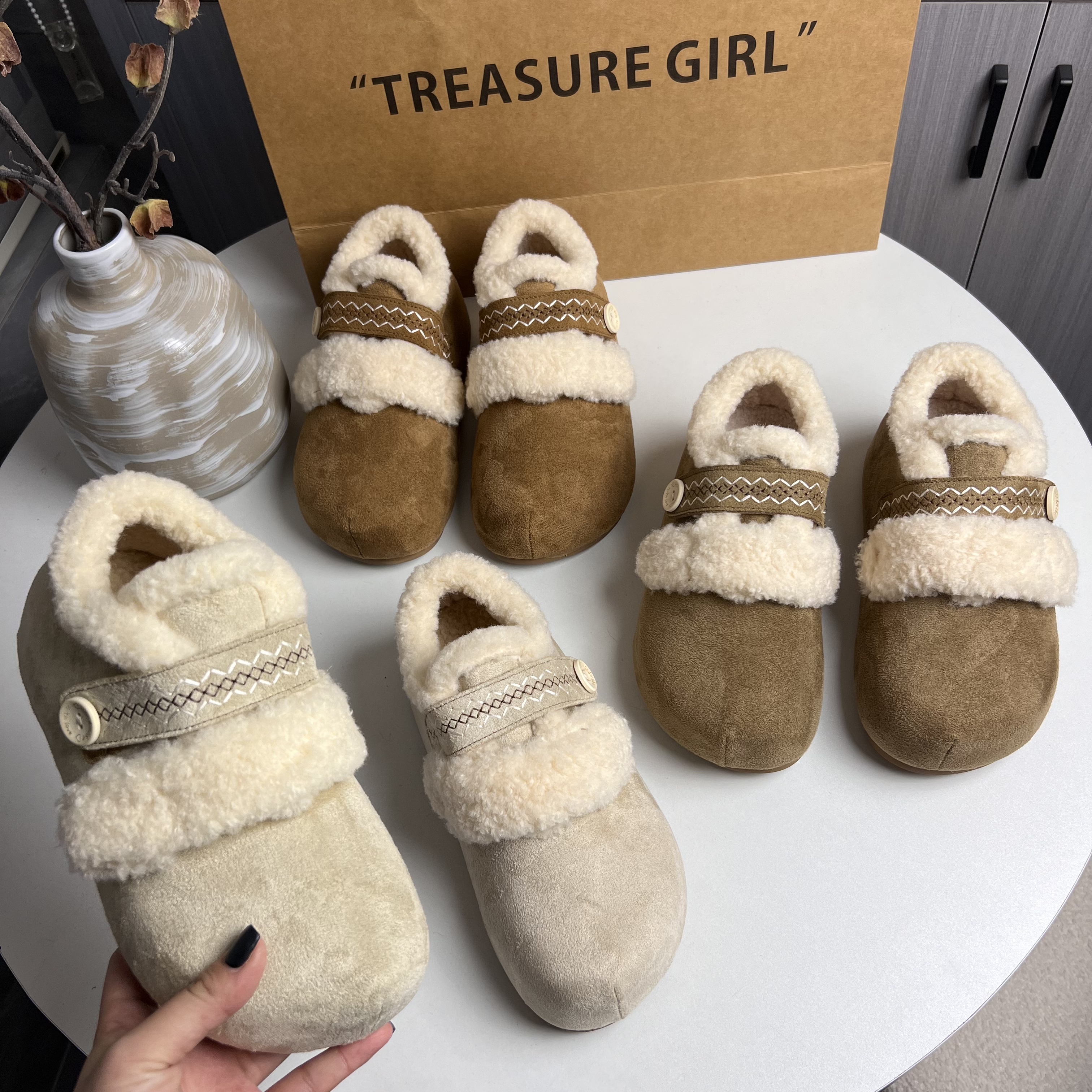 厚底韩版勃肯鞋加绒刺绣蝴蝶结女款2025冬季新款百搭冬款外穿棉鞋