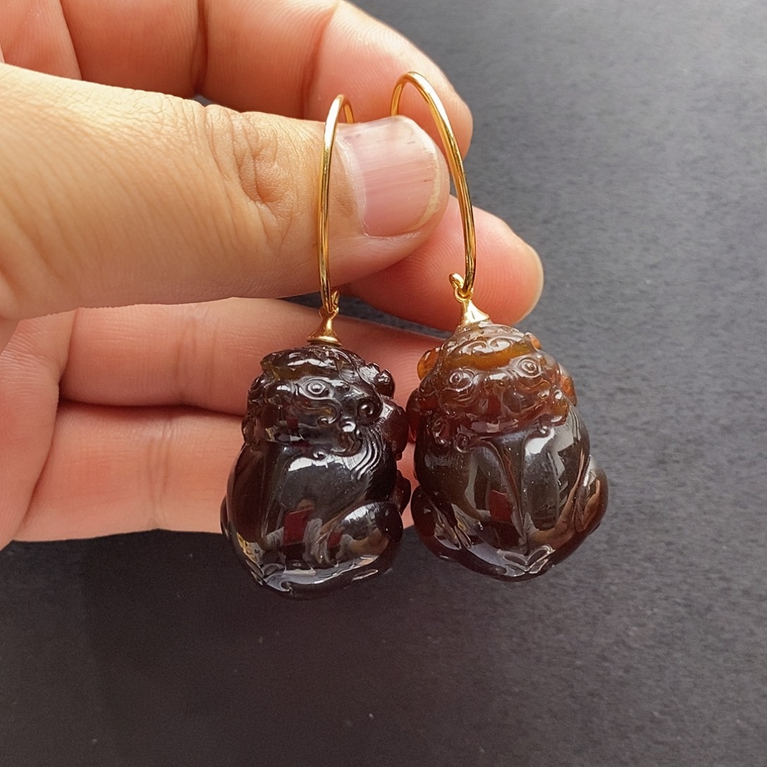 琥珀未镶嵌裸石耳坠