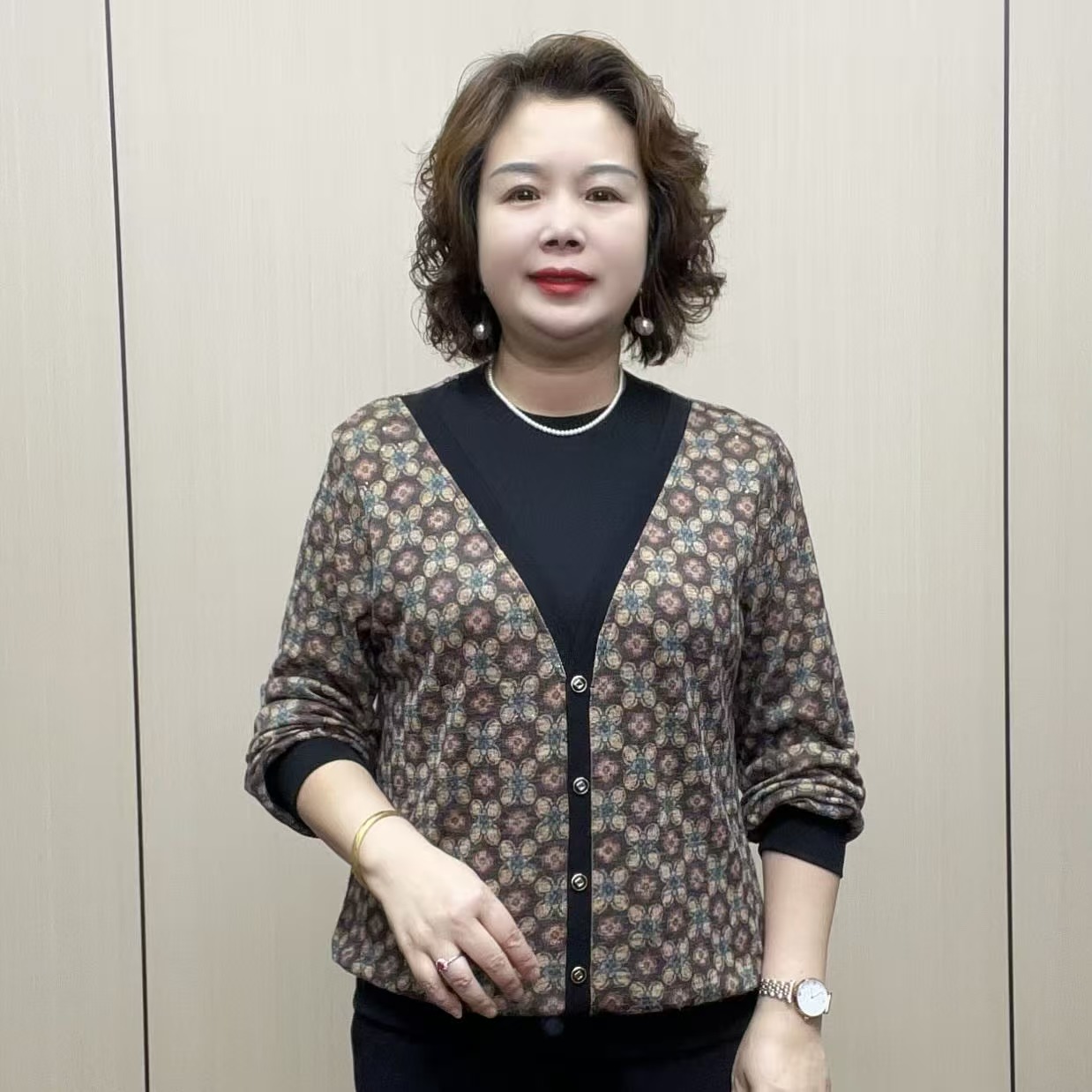 2025秋季时尚中老年百搭女士洋气休闲弹力气质女装宽松显瘦妈妈装