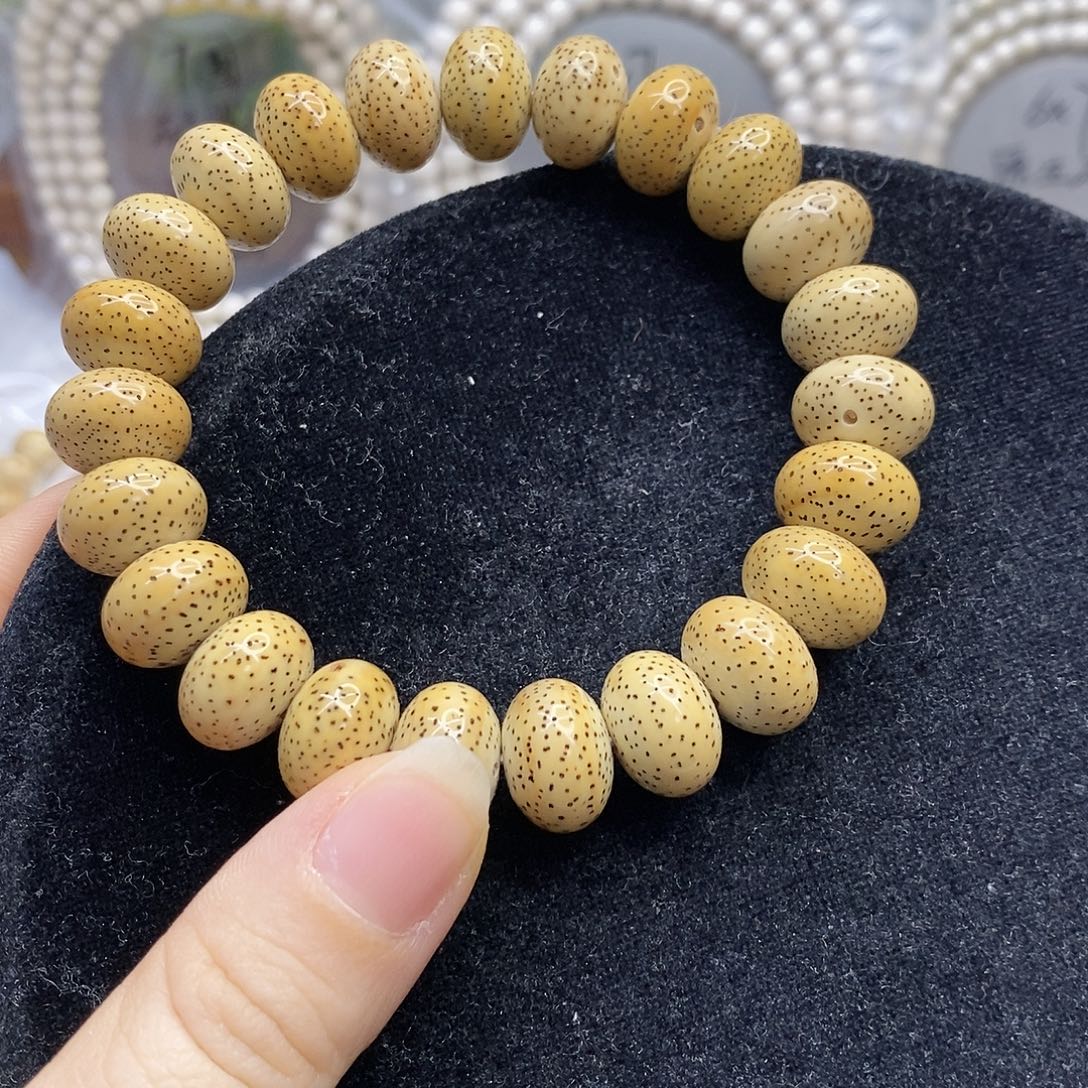 吊坠星月菩提10.14玄