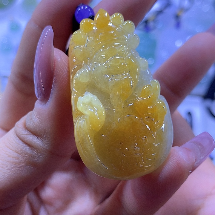 翡翠颈饰未镶嵌天然翡翠A货吊坠