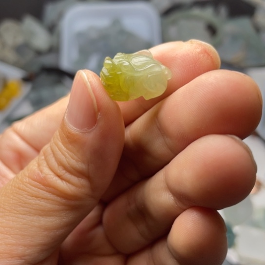 翡翠散珠翡翠貔貅