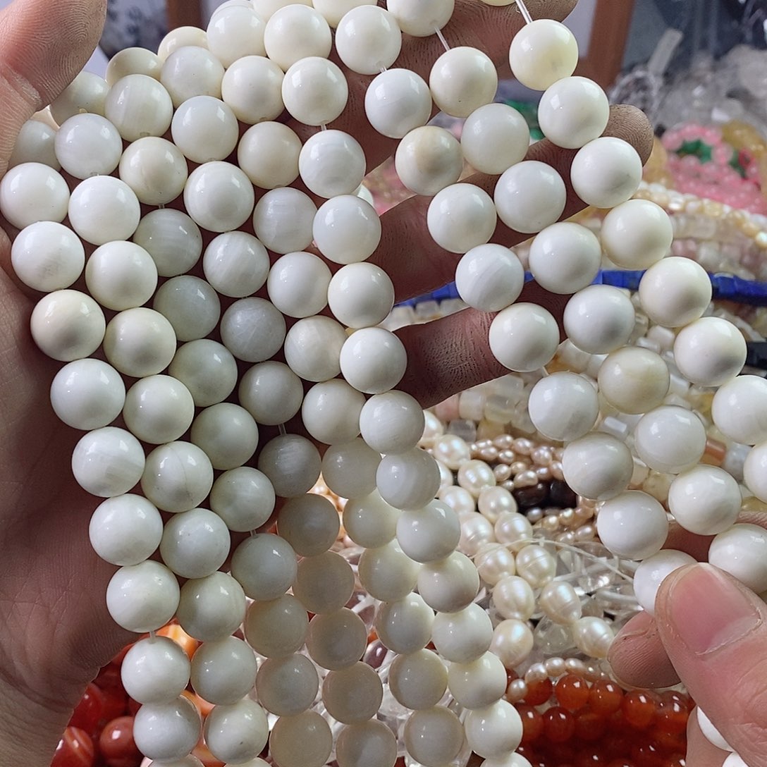 玛瑙/玉髓珠宝半成品未镶嵌一条天然12mm大白车贝壳