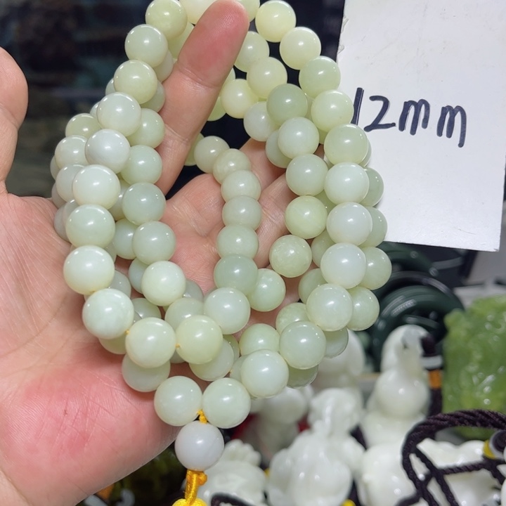 蛇纹石玉颈饰多样性发货未镶嵌