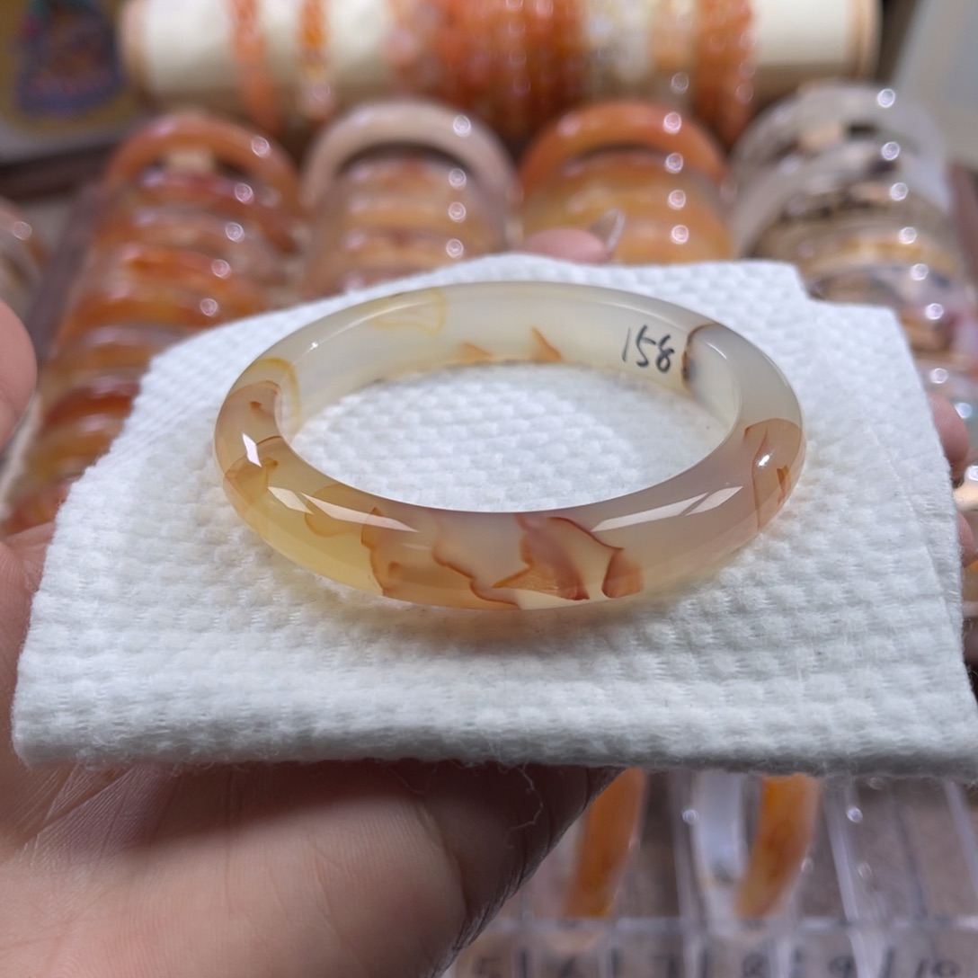 手镯玛瑙/玉髓未镶嵌