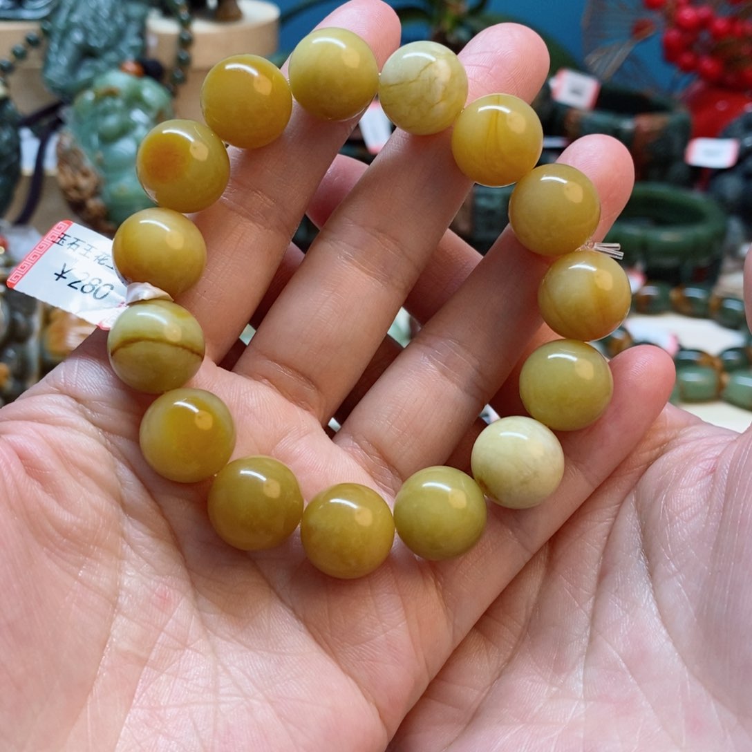 蛇纹石玉手串未镶嵌