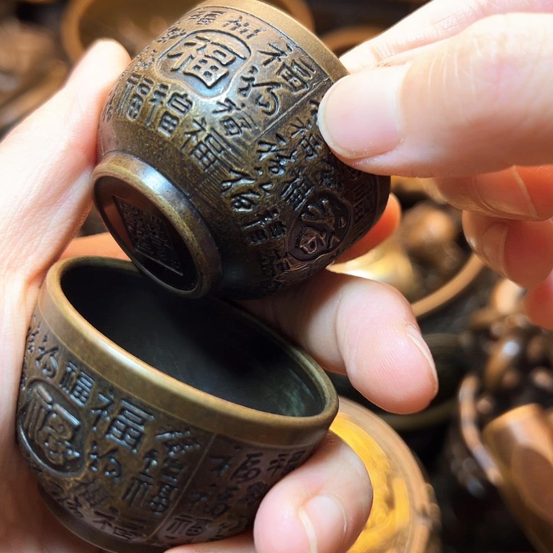 精美铜器工艺品等