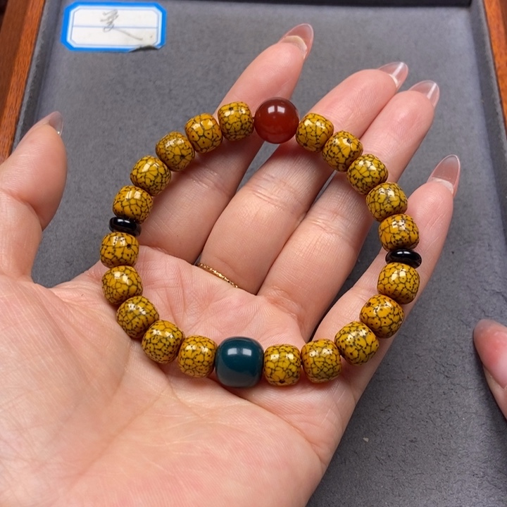 星月菩提吊坠菩提