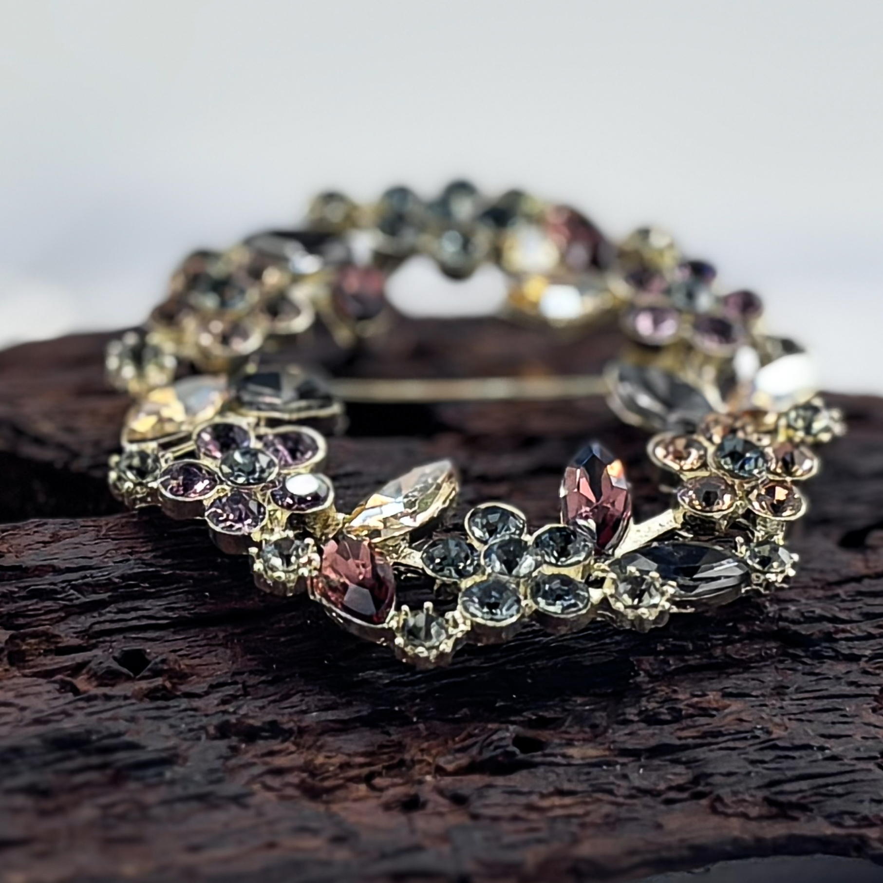 合金合成锆石胸针 合金合成锆石胸针 3003时尚简约满钻花环发夹