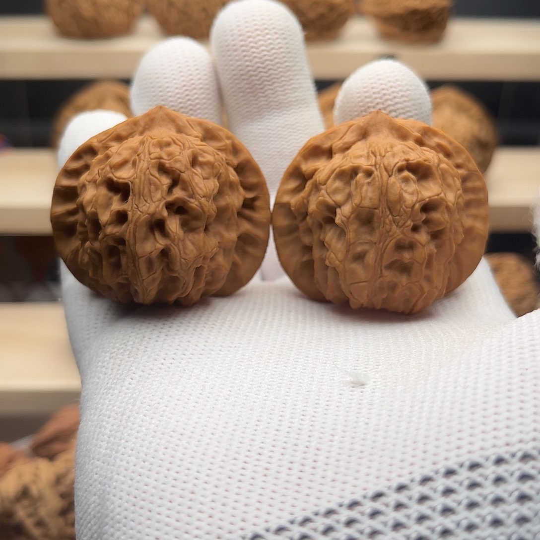 桃核吊坠40龙脉元宝，