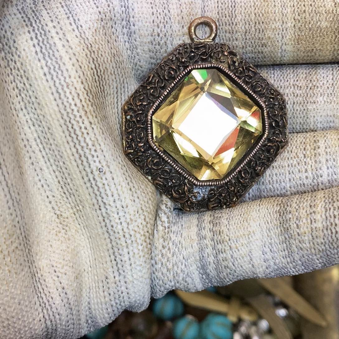 星***月铜热卖中热卖中多样性发货