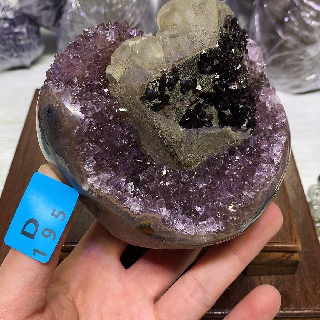 紫晶大型摆件（非配饰）未镶嵌