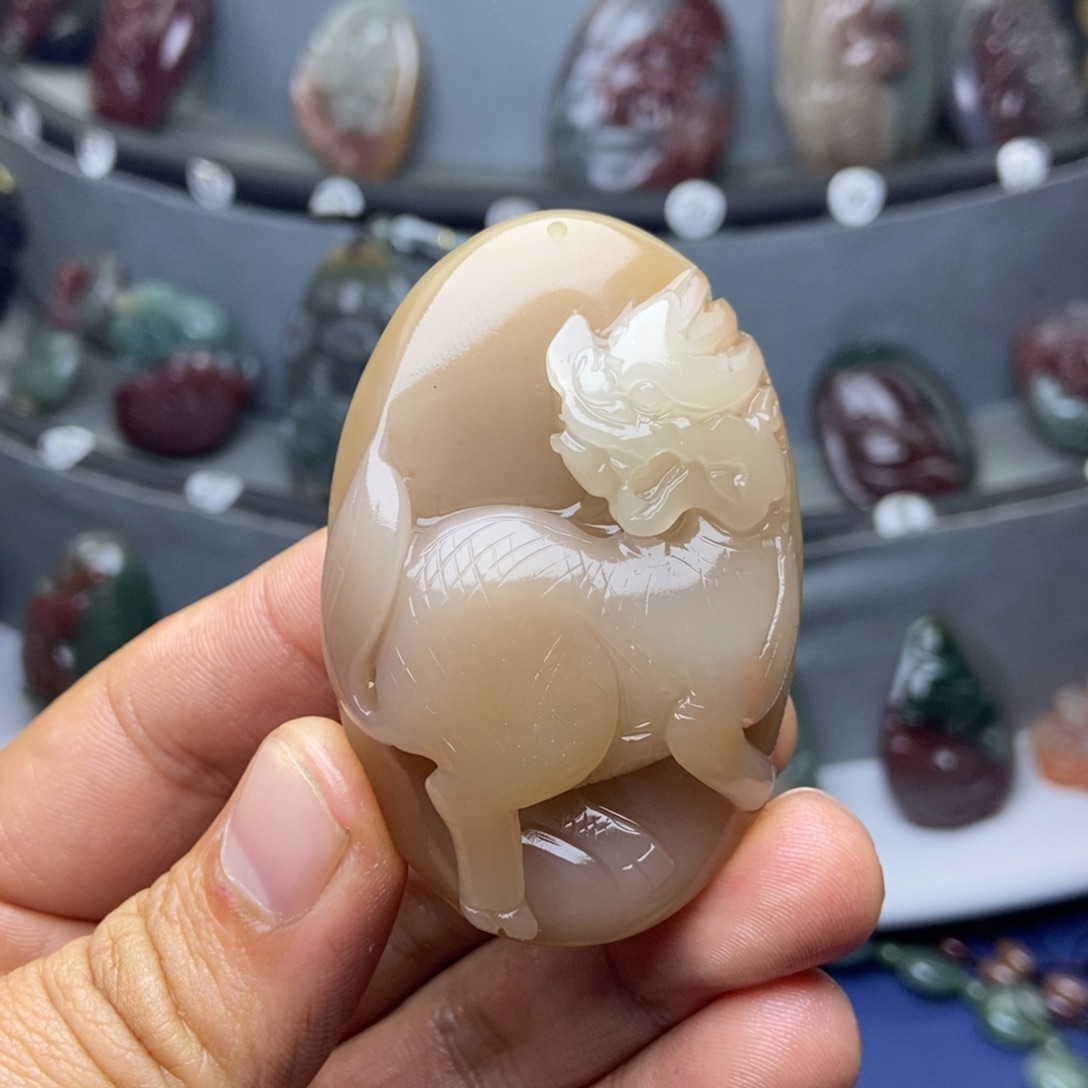 幸***连玛瑙/玉髓未镶嵌颈饰