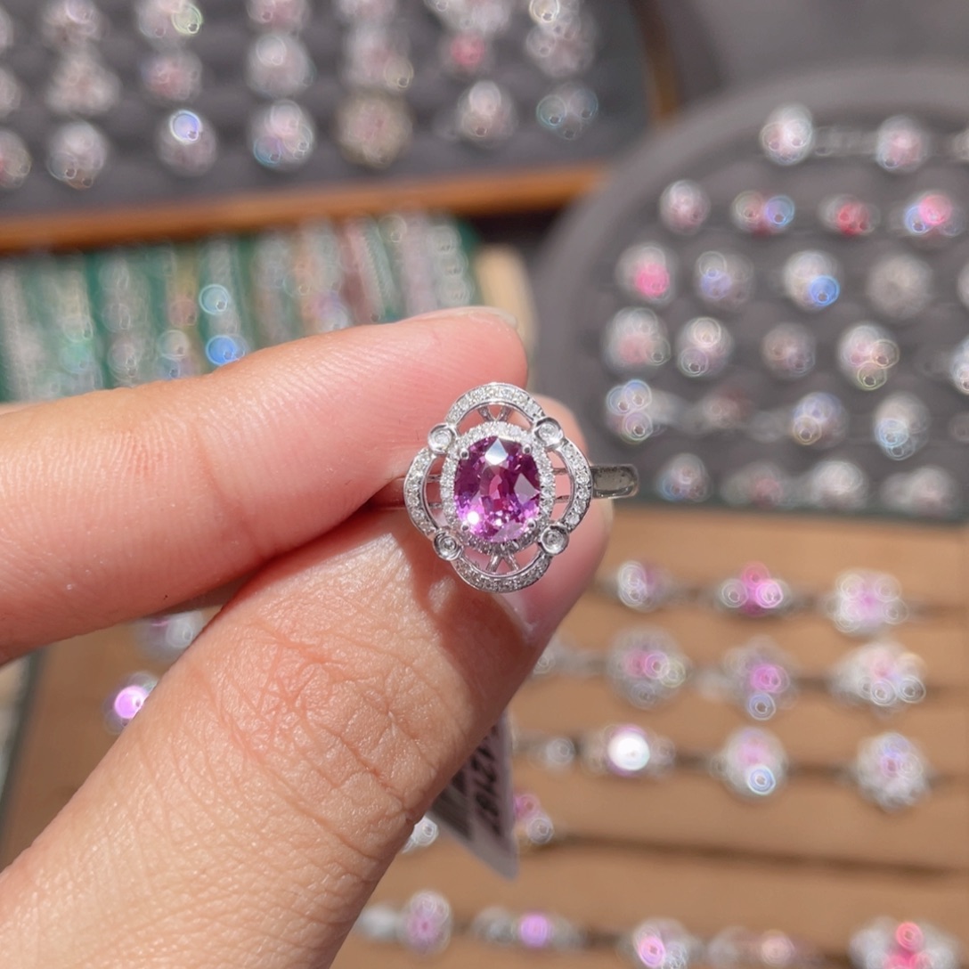 彩色蓝宝石戒指18K金镶嵌1.17ct 无烧紫