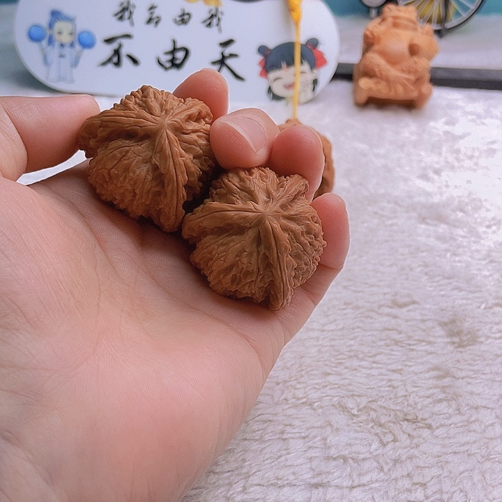 把件文玩核桃狗*三棱