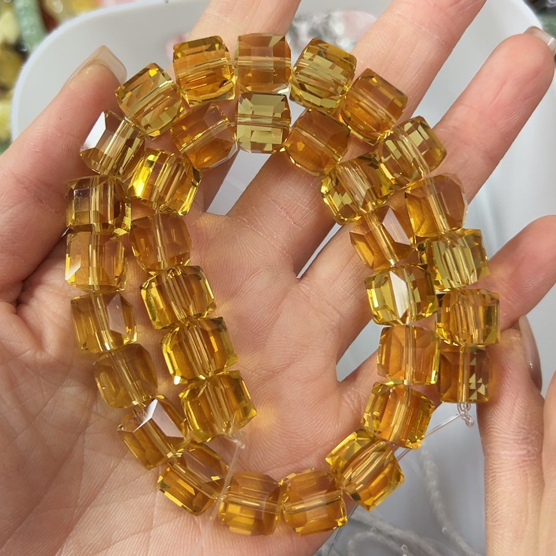 玛瑙/玉髓合金珠宝半成品，卡10压电黄水晶方糖33颗