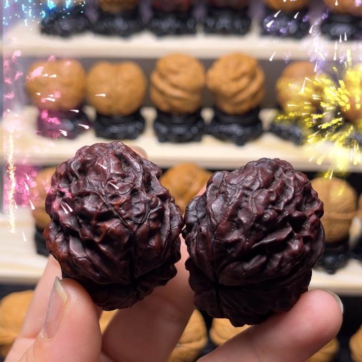 文玩核桃吊坠18w大飞蟾48尺