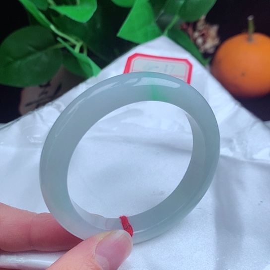 翡翠手镯未镶嵌   正圈51