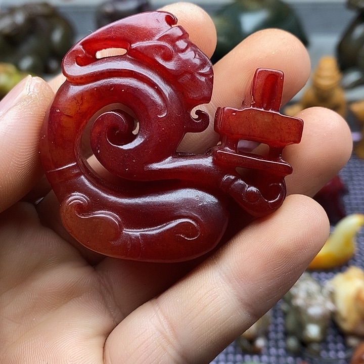 未镶嵌蛇纹石玉颈饰