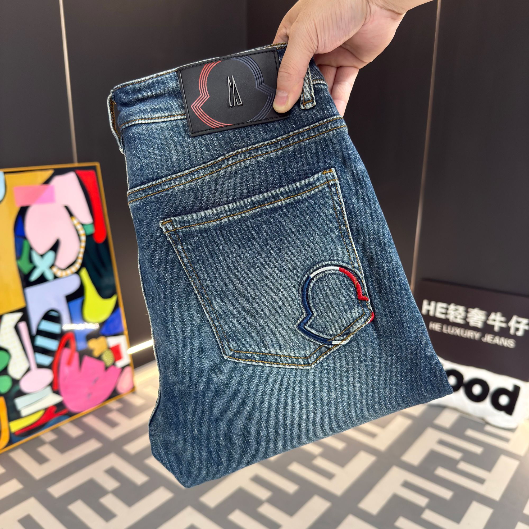 【HE轻奢】男士刺绣显瘦牛仔裤小修身直筒弹力百搭秋冬厚款长裤子