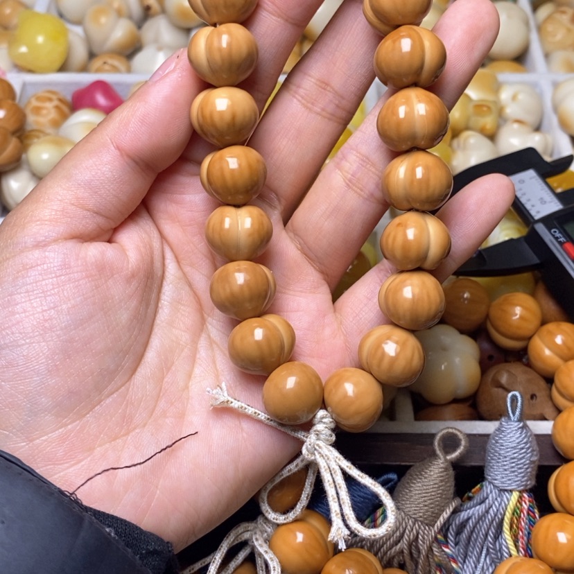 【闪购商品】吊坠猴头核桃范光面15