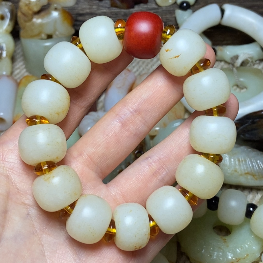 和田玉挂件未镶嵌金*