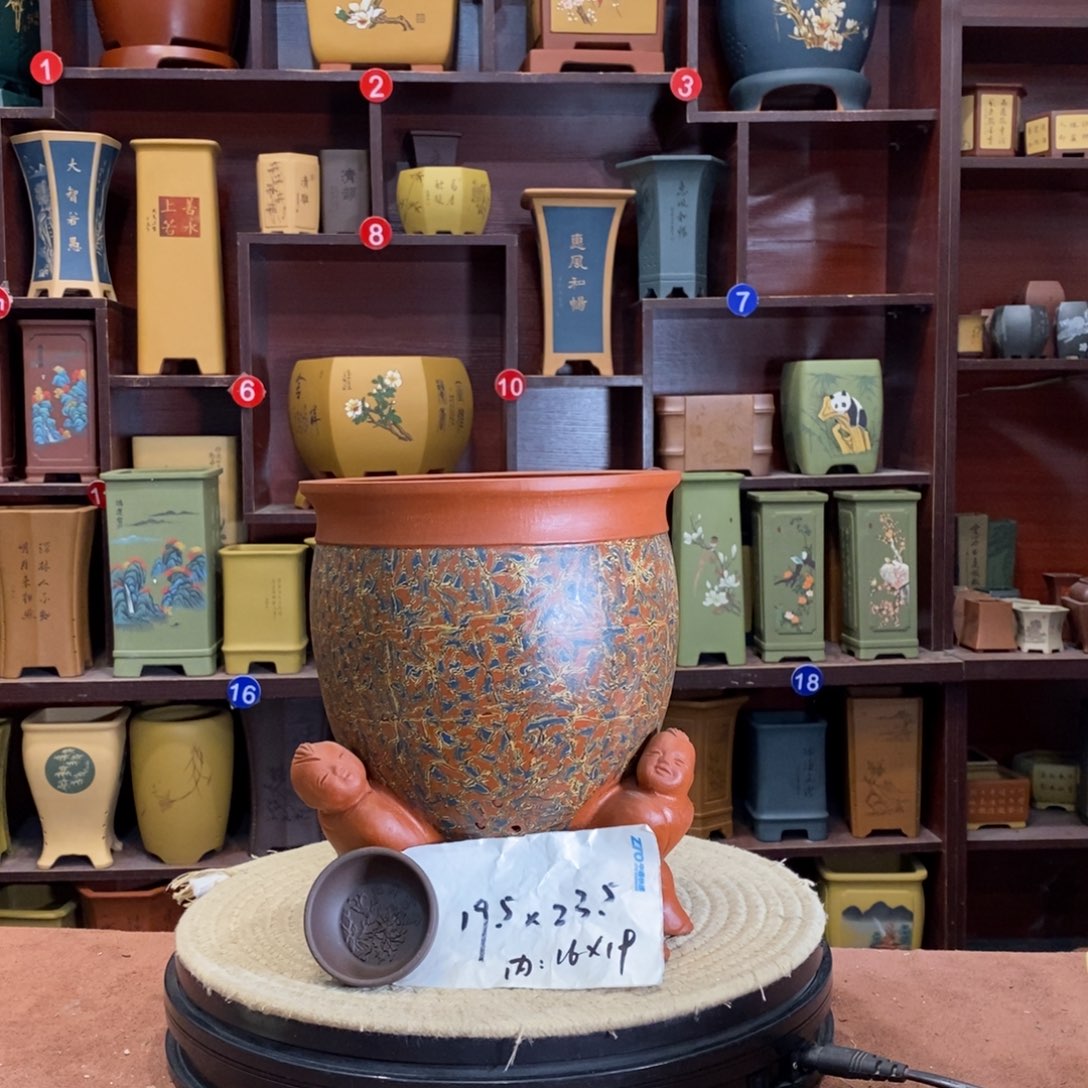 紫砂花盆大*紫砂花盆