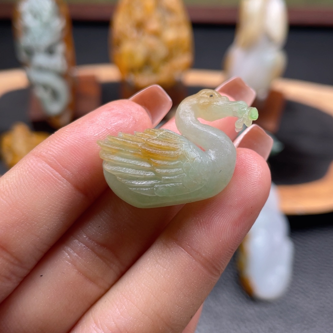 定制翡翠未镶嵌翡翠