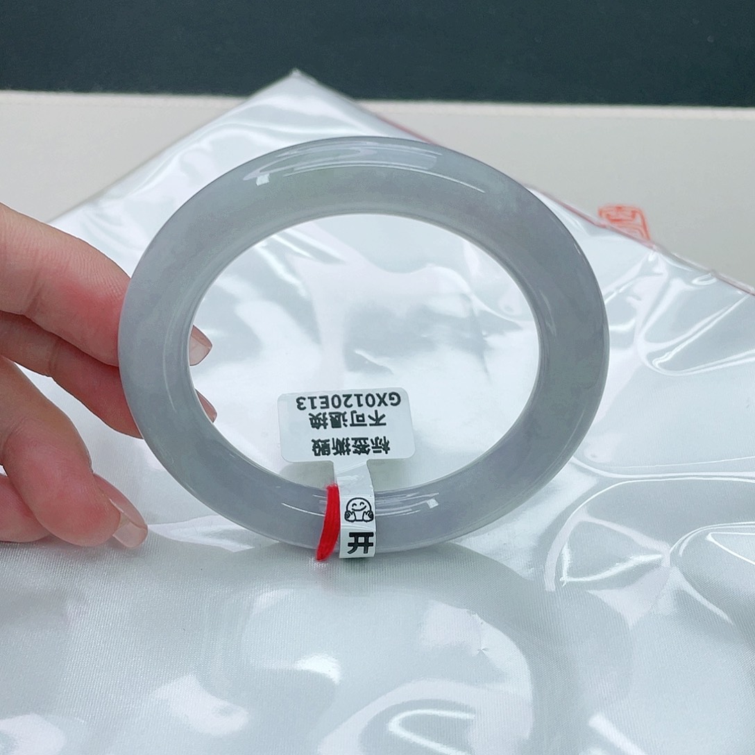 翡翠手镯未镶嵌圆55