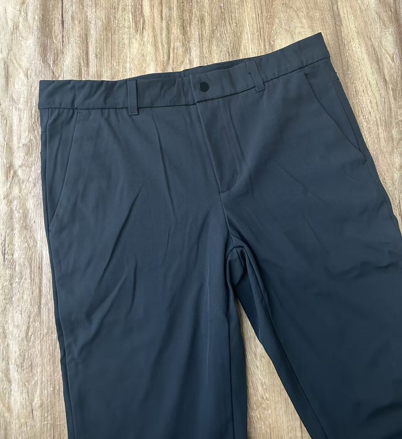 140-25新款秋冬加绒休闲裤平口，腰部松紧，透气防水保暖锦纶